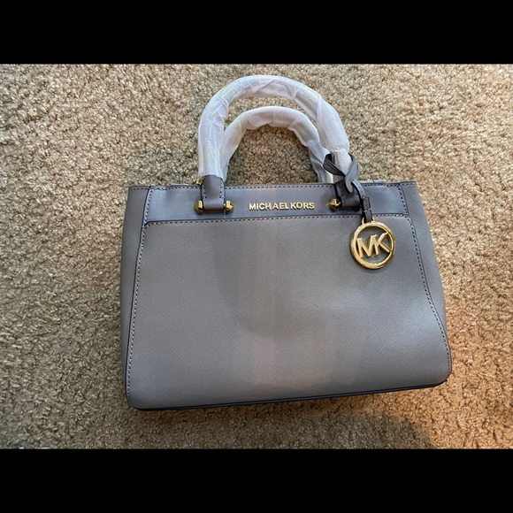 Purse - Picture 2 of 2